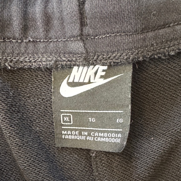 Nike Women's Athletic Black Shorts - Picture 2 of 4